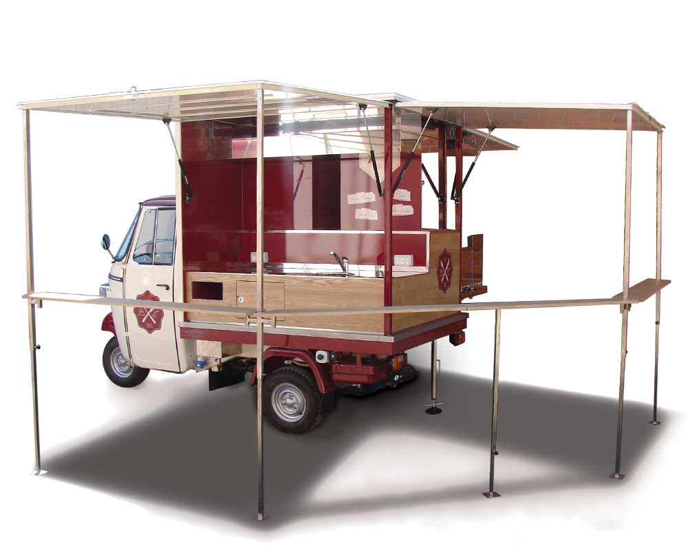 Mobile food shop designed on vintage piaggio apecar for Osteria Emiliana Bastian Contrario