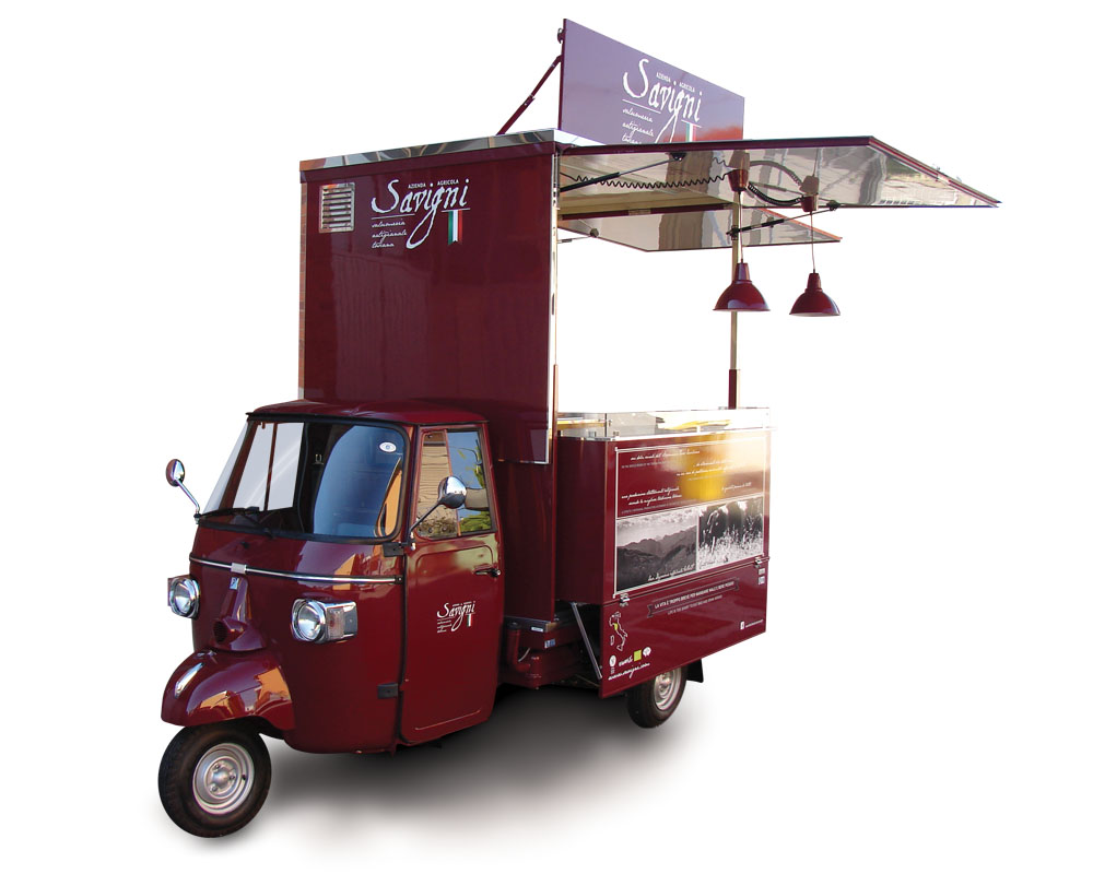Piaggio van converted into food truck for the italian enterprise Savigni