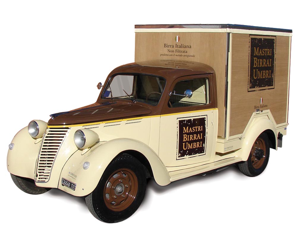 Voiture Food Truck Biere sur Vintage Fiat 110 Musone | Mastri Birrai Umbri