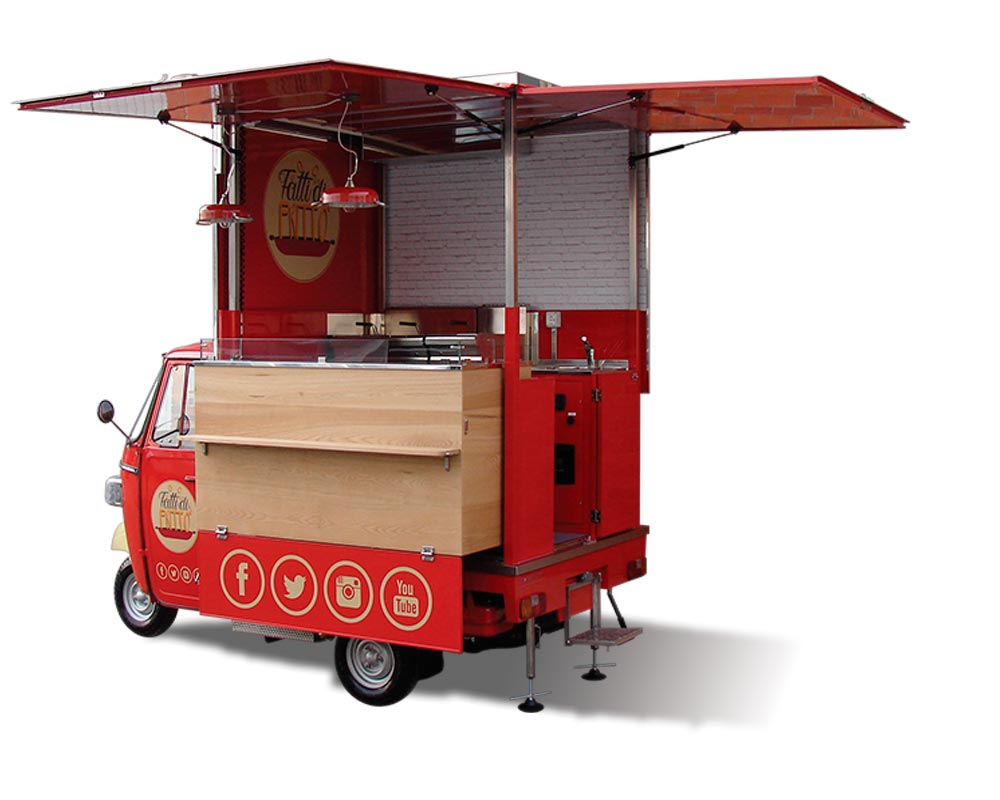 fry food truck specialised in fried chicken Fatti di Fritto