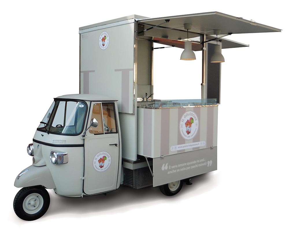 Piaggio ice-cream van in Valceresio