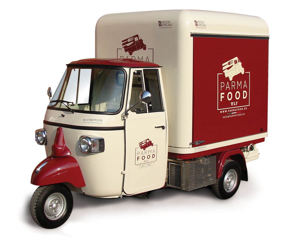 Piaggio Food Truck designed for vending cold cuts and cheese in Germany | Parma Food