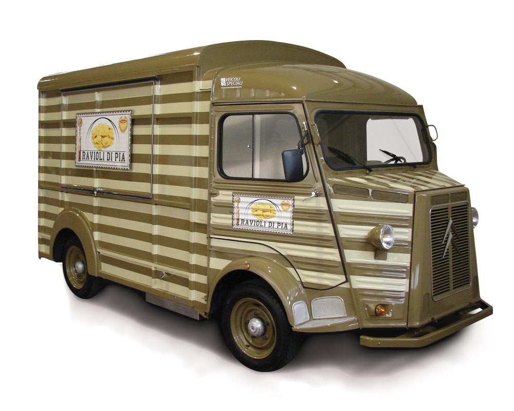 Vintage food truck based on citroen vending i ravioli di Pia