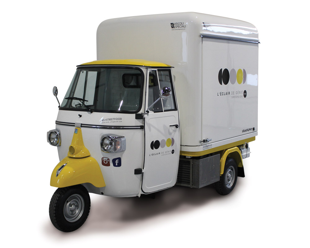 Mobile pastry truck on Ape V-Curve