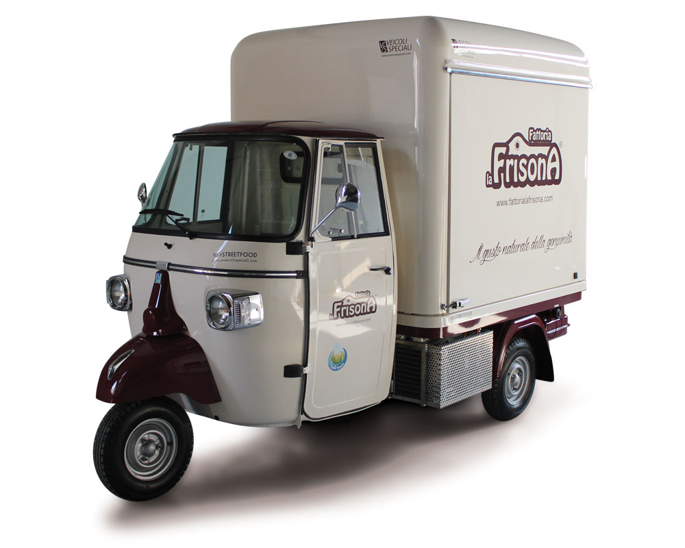 Piaggio van selling ice cream made with pure Frisona milk