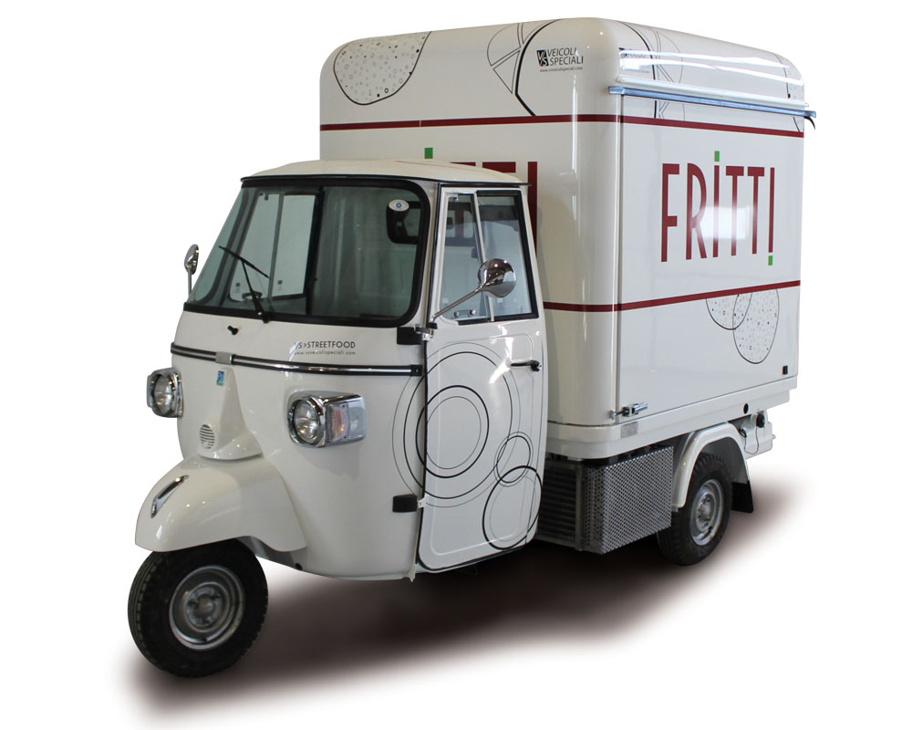 Triporteur Friterie Ambulant aménagé sur Piaggio Ape V-Curve pour restauration rapide