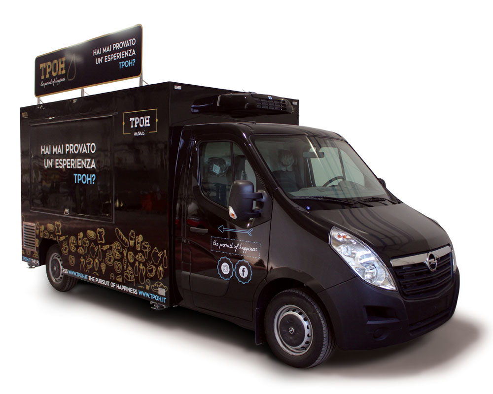 Food Truck realizzato su furgone Opel Movano per vendita cibo di strada tipico della Romagna