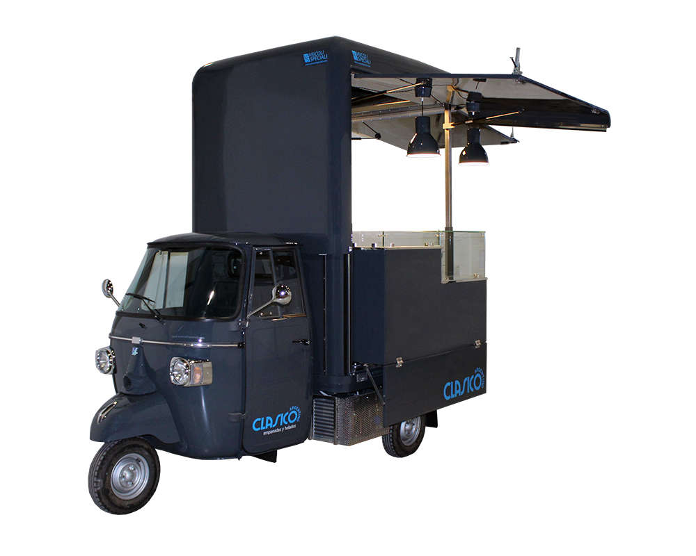 Street food apecar designed for Clasico Argentino and intended to London. Blue colour, model Ape V-Curve