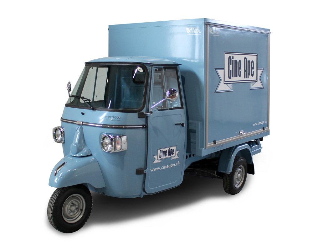 promo truck piaggio ape for itinerant cinema