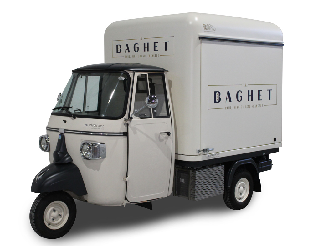 piaggio itinerant bakery in Milan "la baghet"