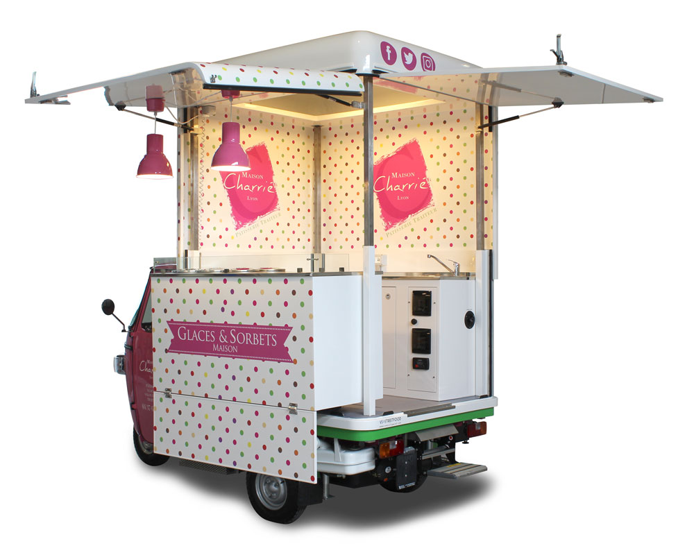 ape piaggio gelateria itinerante venduta in francia per Maison Charrie