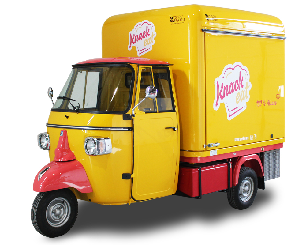 Piaggio Ape Electric Food Van | KNACK EAT alsatian sausages