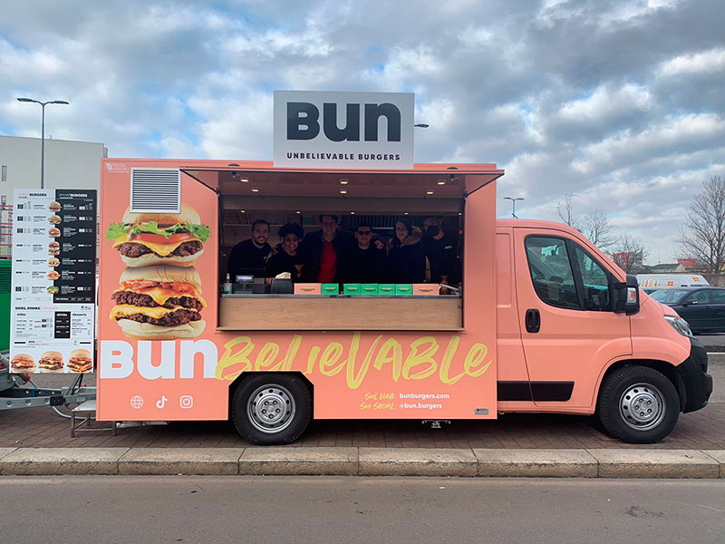 bun burgers food truck
