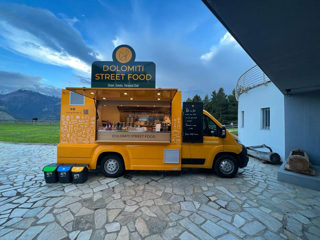 lorenzo de nadai cuoco e responsabile di dolomiti street food il pro x food truck