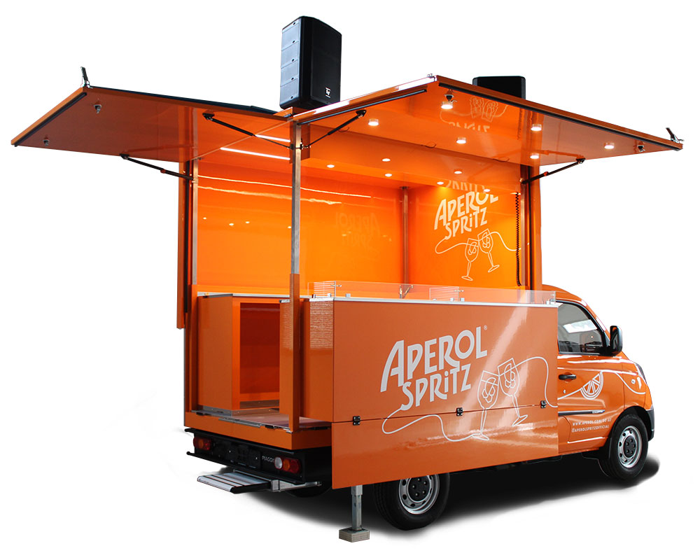 cocktail truck piaggio porter progettato per aperol spritz