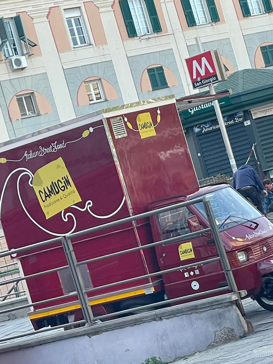 camugin ape street food in Ligurien