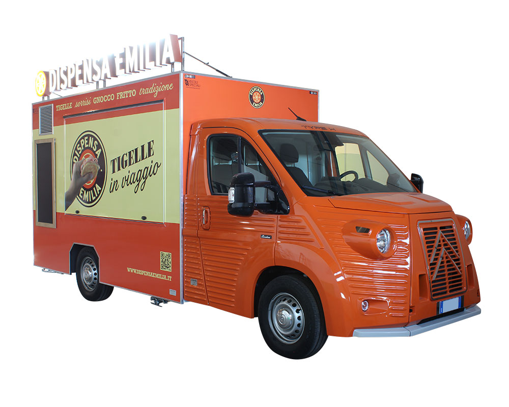 food truck ristorante dispensa emilia, vende tigelle e gnocchi fritti della tradizione emiliana