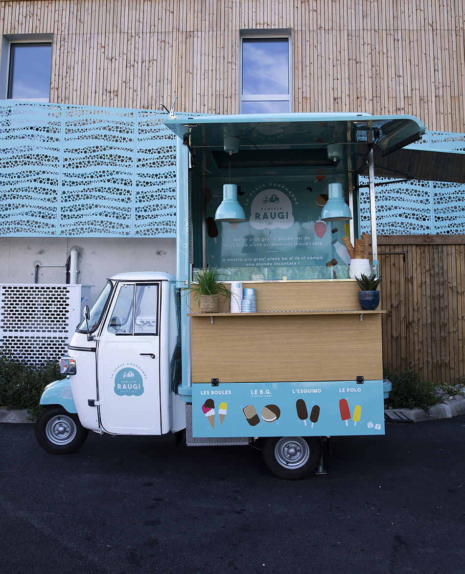 traveling ice cream van raugi triporteur glace