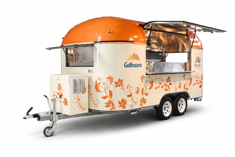 rimorchio autonegozio aircrome galbusera soluzione personalizzata per promozione prodotti, tour di marketing, eventi e sviluppo commerciale