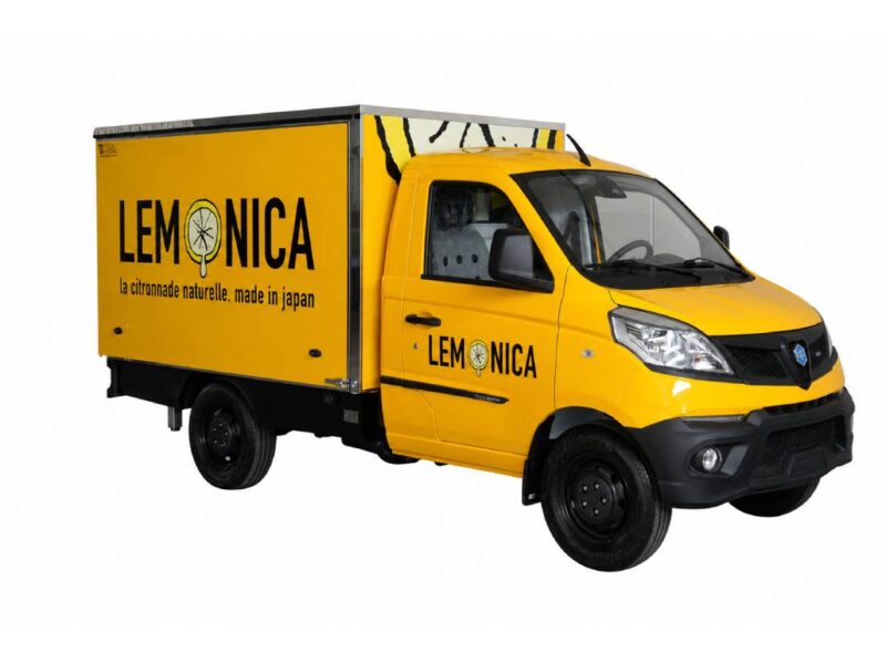 Lemonica drink truck built on a Piaggio Porter